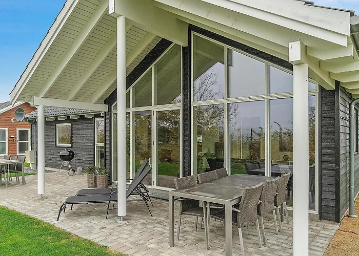 10 Person Holiday Home In Hasselberg